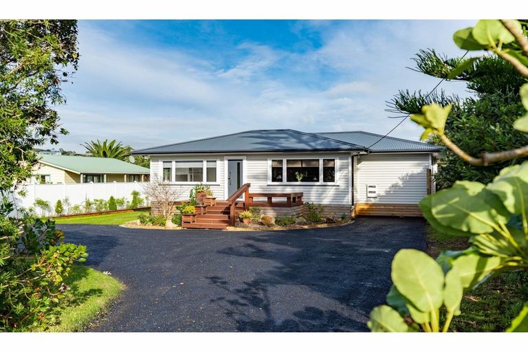 Photo of property in 313 Molesworth Drive, Mangawhai Heads, Mangawhai, 0505