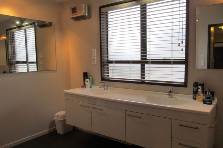 Photo of property in 145 Tarbert Street, Alexandra, 9320