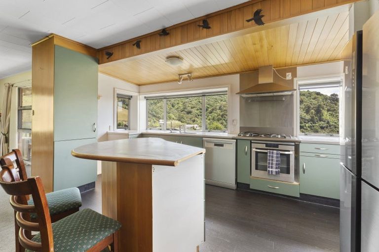 Photo of property in 14 Cornwall Street, Picton, 7220