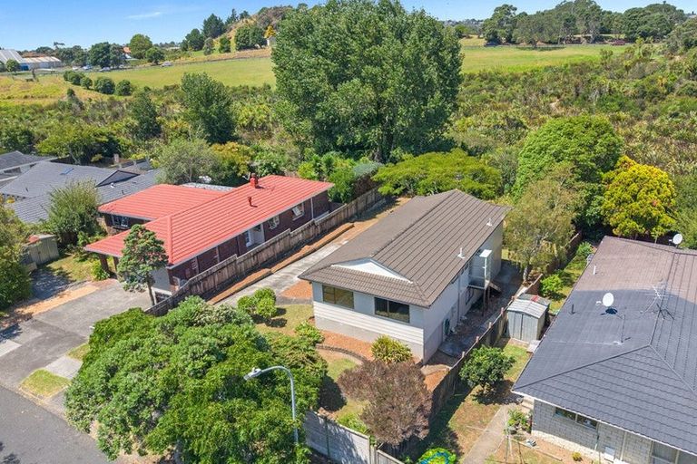 Photo of property in 26 Imogene Way, Half Moon Bay, Auckland, 2012