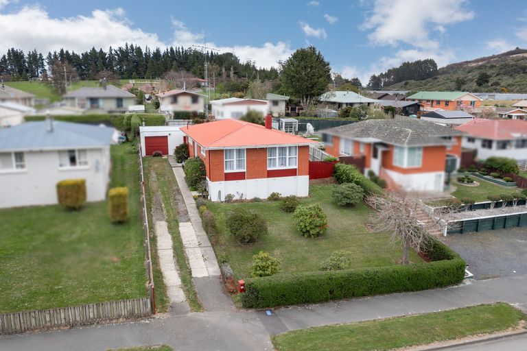 Photo of property in 321 Brockville Road, Brockville, Dunedin, 9011