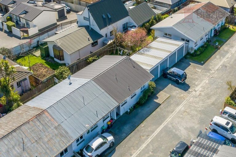 Photo of property in Capel Courts, 8/141a Clarence Street, Riccarton, Christchurch, 8011