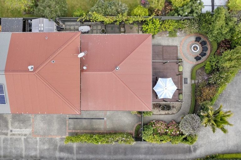 Photo of property in 2/57 Hautana Street, Woburn, Lower Hutt, 5010