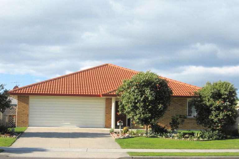 Photo of property in 683 Gloucester Road, Papamoa Beach, Papamoa, 3118