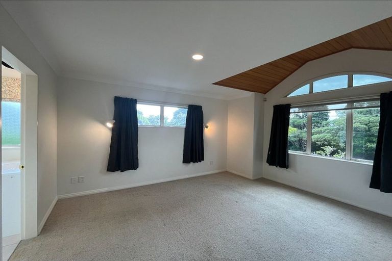 Photo of property in 43a Winara Avenue, Waikanae, 5036