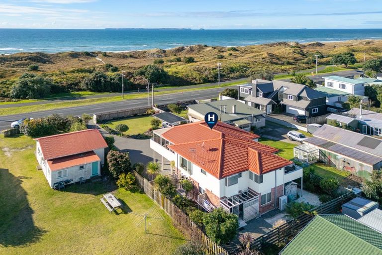 Photo of property in 630 Papamoa Beach Road, Papamoa Beach, Papamoa, 3118