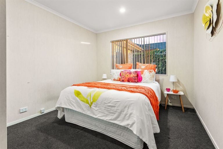 Photo of property in 28 Richfield Crescent, Westgate, Auckland, 0614