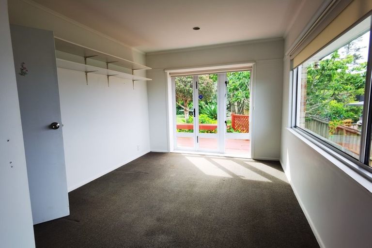 Photo of property in 34 Glenfern Road, Mellons Bay, Auckland, 2014