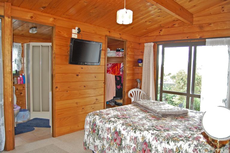 Photo of property in 1870 State Highway 1, Kaiwaka, 0573