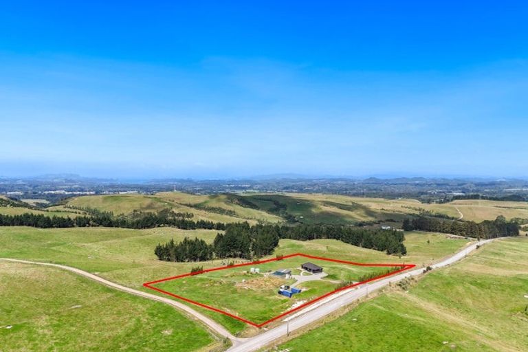 Photo of property in 212 Mangakaretu Road, Waipapa, Kerikeri, 0295