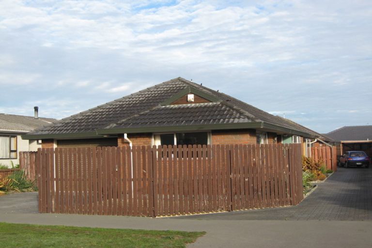 Photo of property in 30b Pine Avenue, New Brighton, Christchurch, 8061