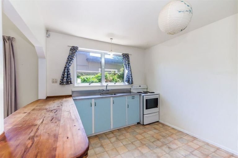 Photo of property in 72 Glen Road, Raumati South, Paraparaumu, 5032