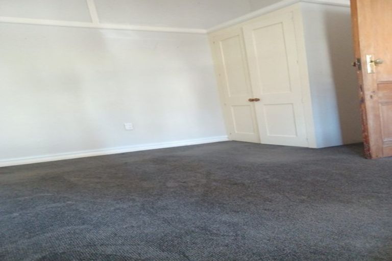 Photo of property in 106 Brougham Street, Mount Victoria, Wellington, 6011