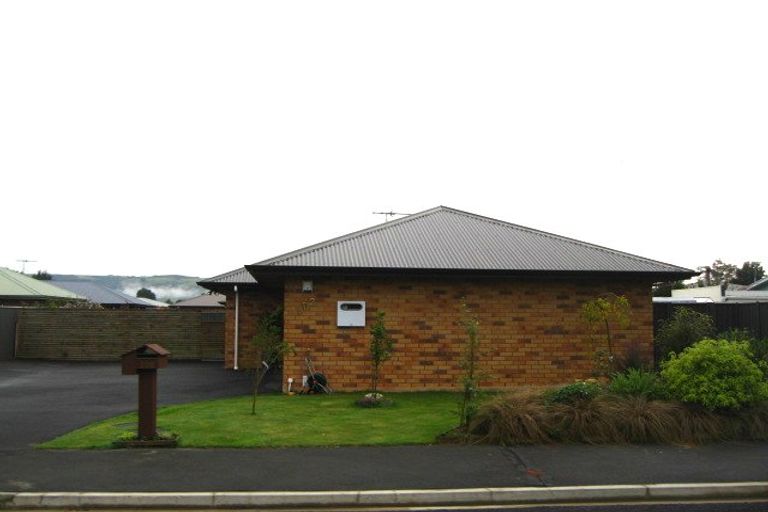 Photo of property in 102 Tyne Street, Mosgiel, 9024