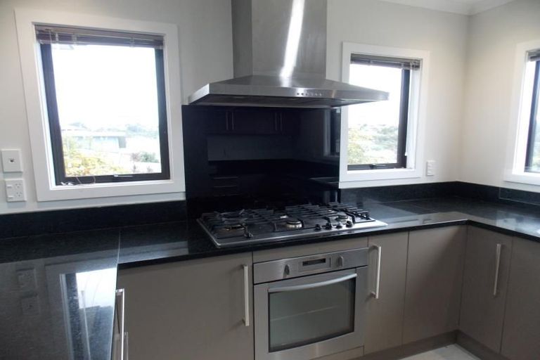 Photo of property in 8 Tongariro Drive, Aotea, Porirua, 5024