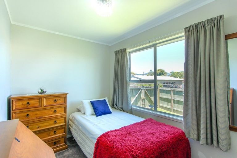 Photo of property in 21a Pohutukawa Drive, Owhata, Rotorua, 3010