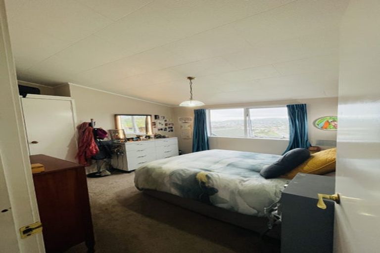 Photo of property in 6 Kekerenga Street, Strathmore Park, Wellington, 6022