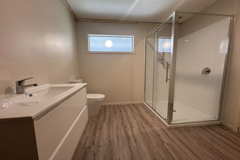 Photo of property in 45 Middlepark Road, Sockburn, Christchurch, 8042