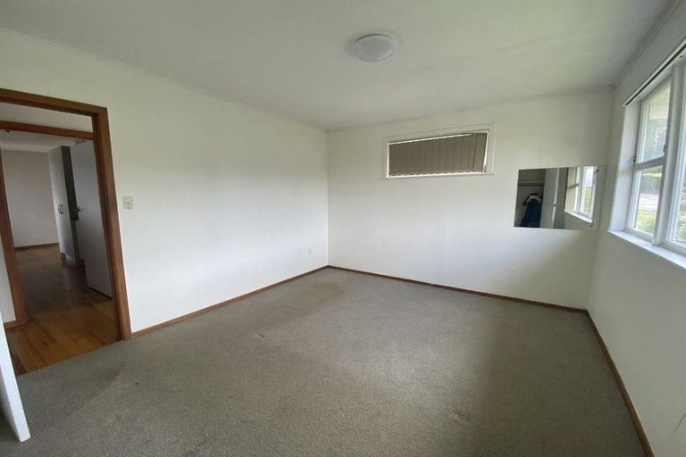 Photo of property in 5 Segedin Place, Glenfield, Auckland, 0629