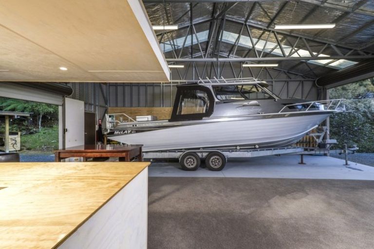 Photo of property in 6 Kaimiko Place, Okiwi Bay, 7193