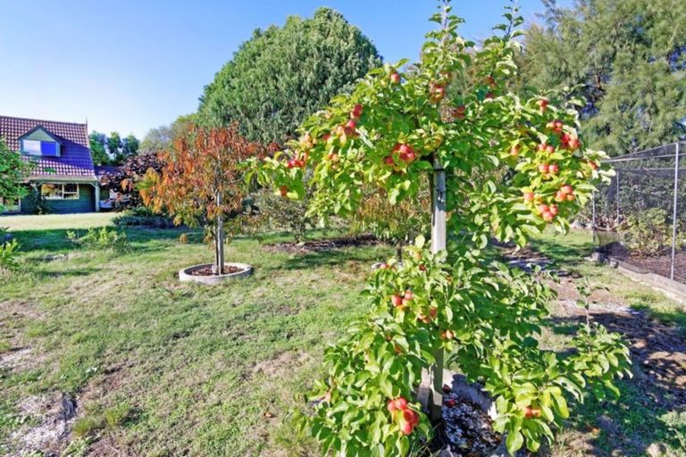 Photo of property in 70 Edens Road, Hope, Richmond, 7081