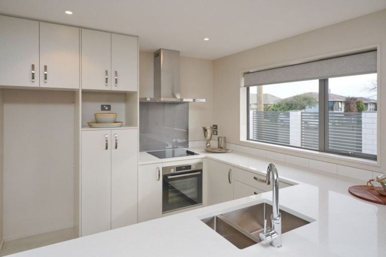 Photo of property in 250b Grahams Road, Bishopdale, Christchurch, 8053