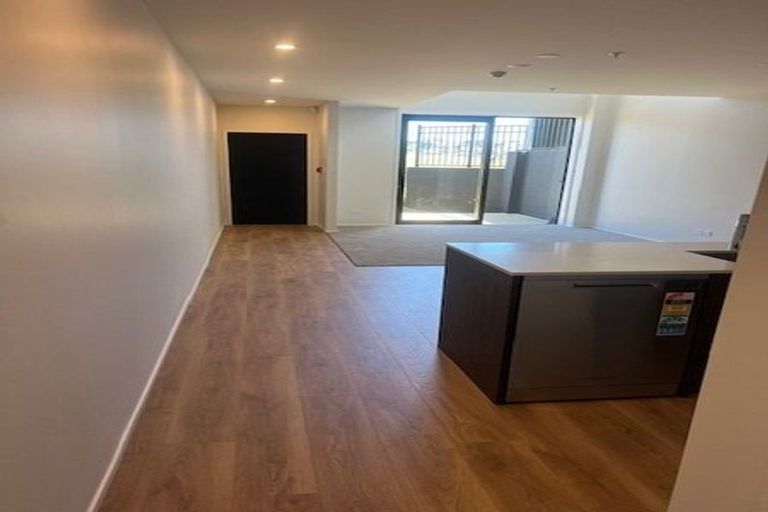 Photo of property in 14/28 Pennant Street, Long Bay, Auckland, 0630