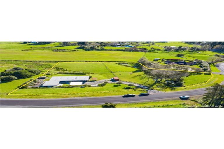 Photo of property in 35 Old Barn Road, Opaheke, Papakura, 2584