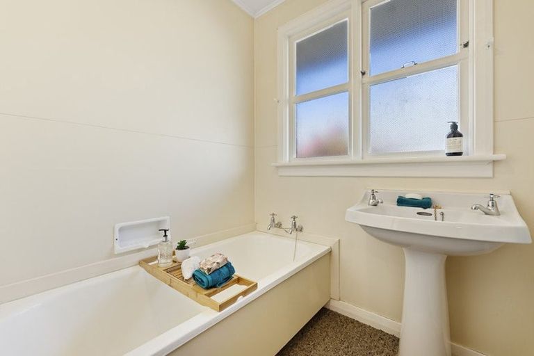 Photo of property in 26 Fitzroy Street, Caversham, Dunedin, 9012