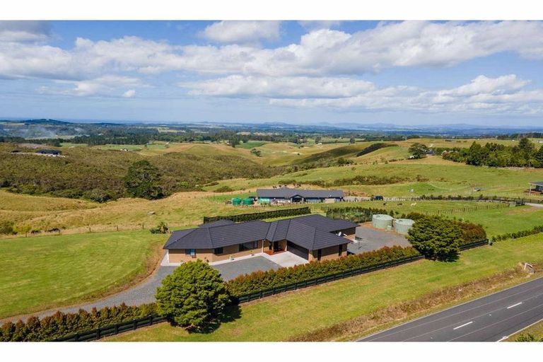 Photo of property in 870 Pungaere Road, Waipapa, 0295