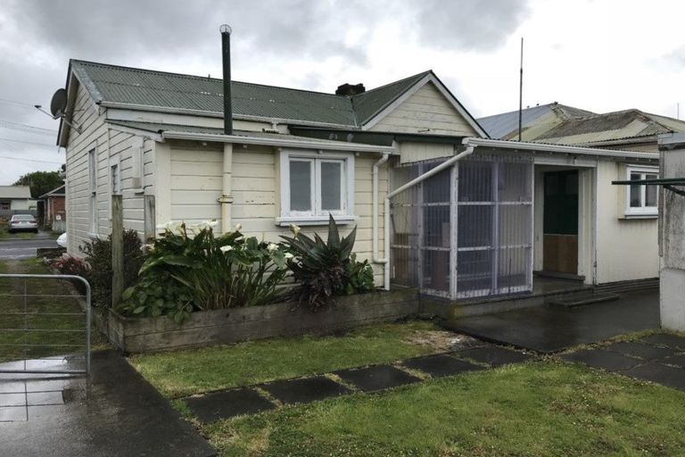 Photo of property in 5 Barrack Street, Whanganui, 4500