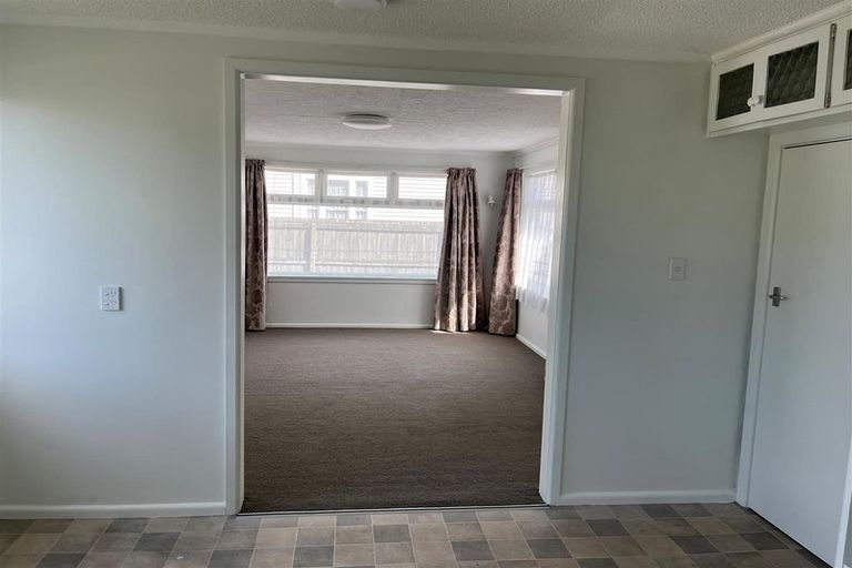 Photo of property in 61 Elizabeth Street, Riccarton, Christchurch, 8041