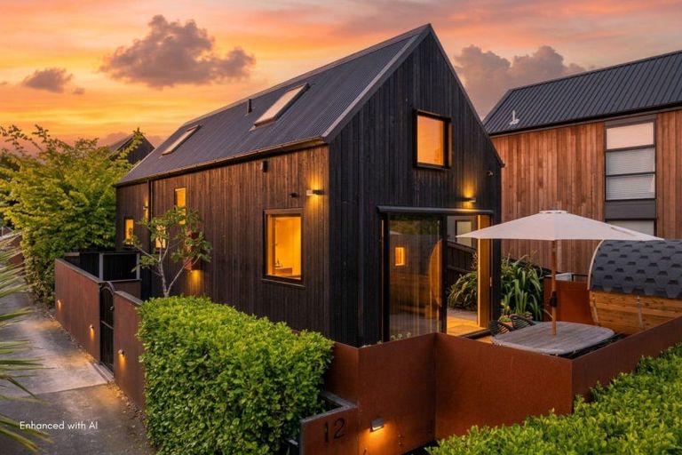 Photo of property in 12a Hurley Street, Christchurch Central, Christchurch, 8011