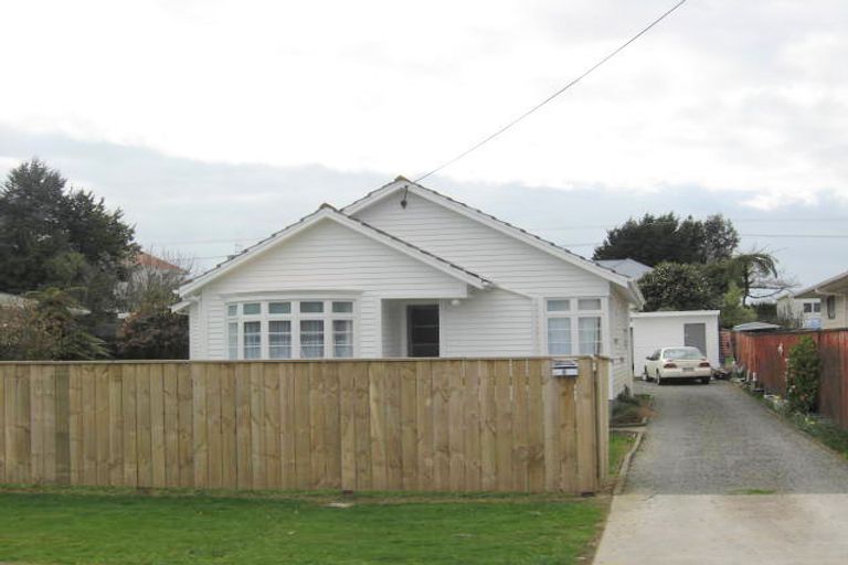 Photo of property in 8 Read Street, Levin, 5510