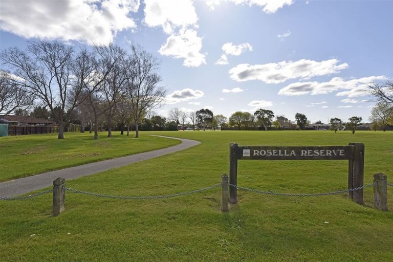 Photo of property in 2/21 Ben Nevis Drive, Broomfield, Christchurch, 8042