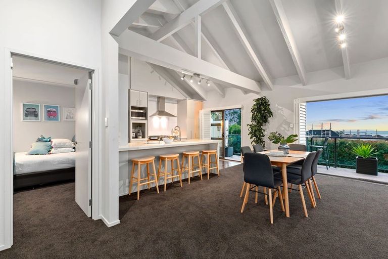 Photo of property in 2/13 Muritai Road, Milford, Auckland, 0620