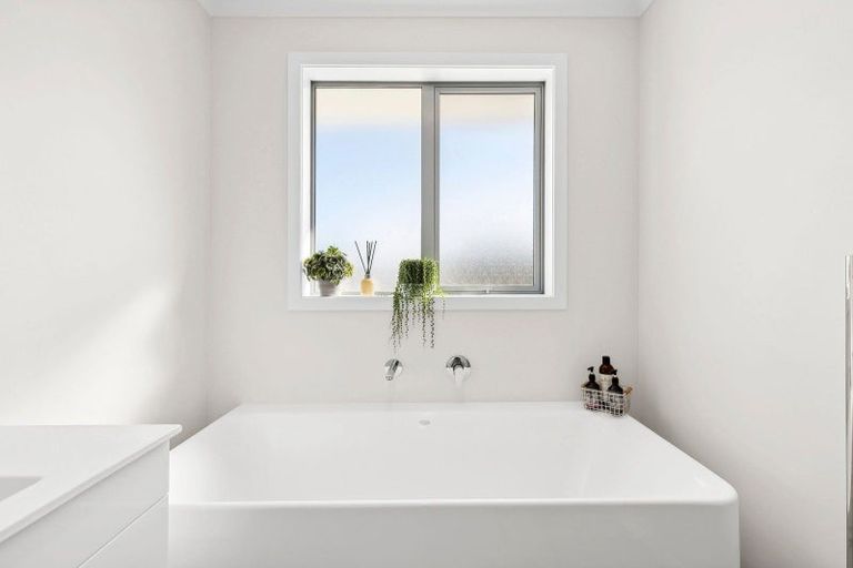 Photo of property in 8 Karamu Lane, Kihikihi, Te Awamutu, 3800