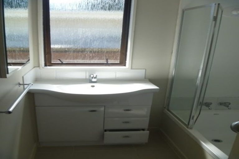 Photo of property in 2/59 Fernaig Street, Papakura, 2110