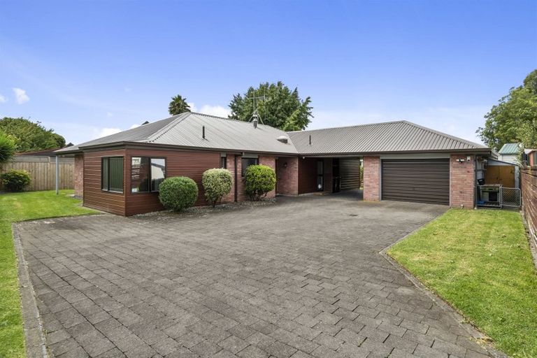Photo of property in 5 Esmeralda Street, Welcome Bay, Tauranga, 3112