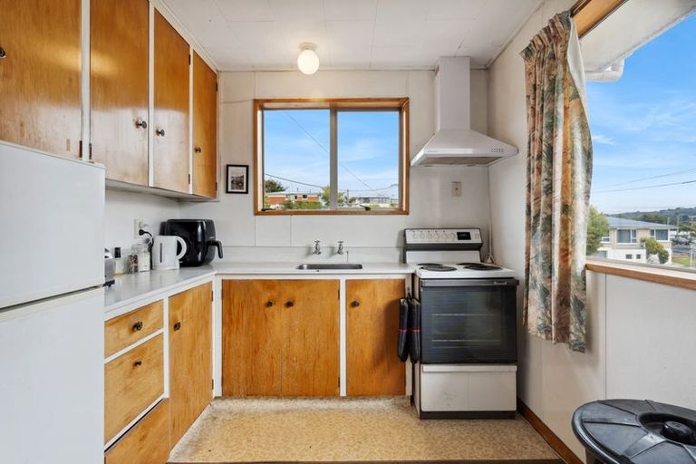 Photo of property in 4 Elwyn Crescent, Green Island, Dunedin, 9018