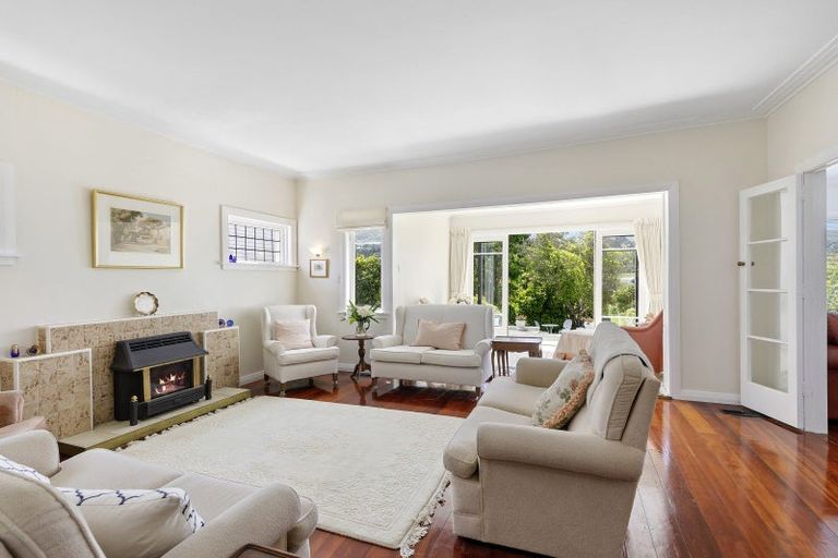 Photo of property in 18 Hathaway Avenue, Boulcott, Lower Hutt, 5010