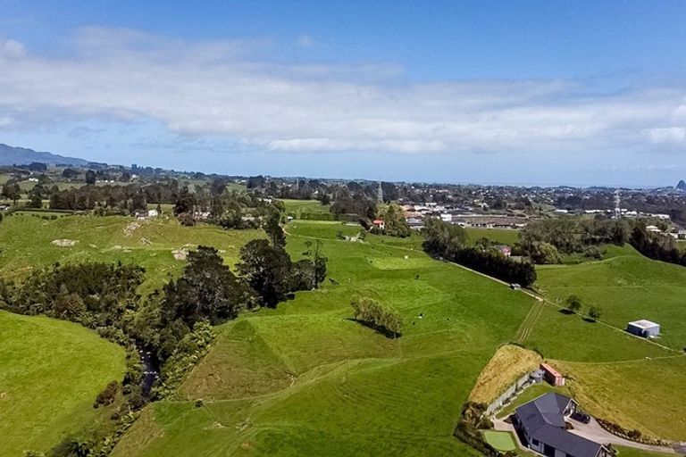 Photo of property in 481 Carrington Road, Hurworth, New Plymouth, 4371