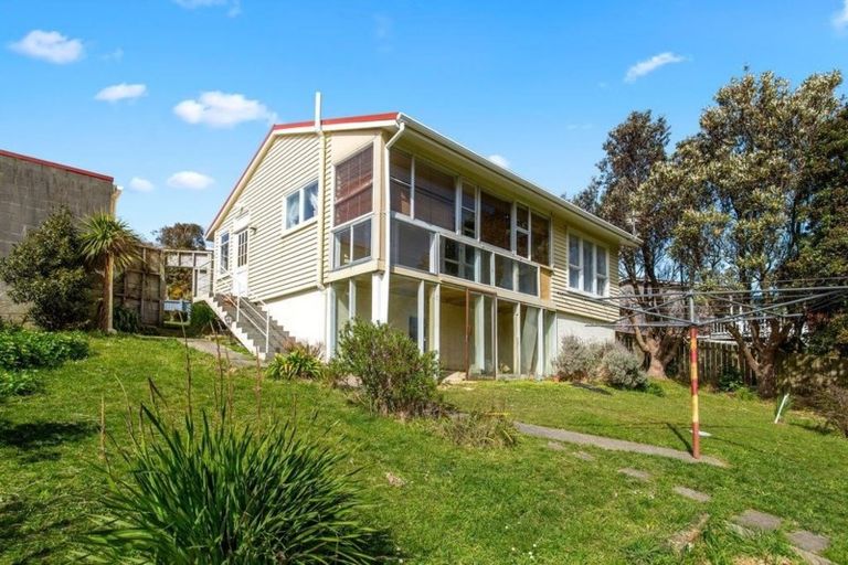 Photo of property in 112 Jamaica Drive, Grenada North, Wellington, 5028