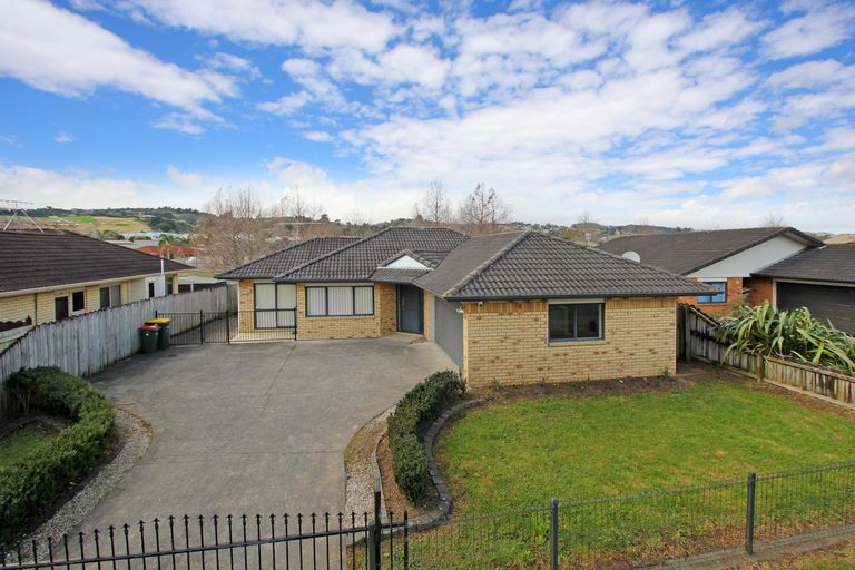 Photo of property in 124 Dominion Road, Papakura, 2110