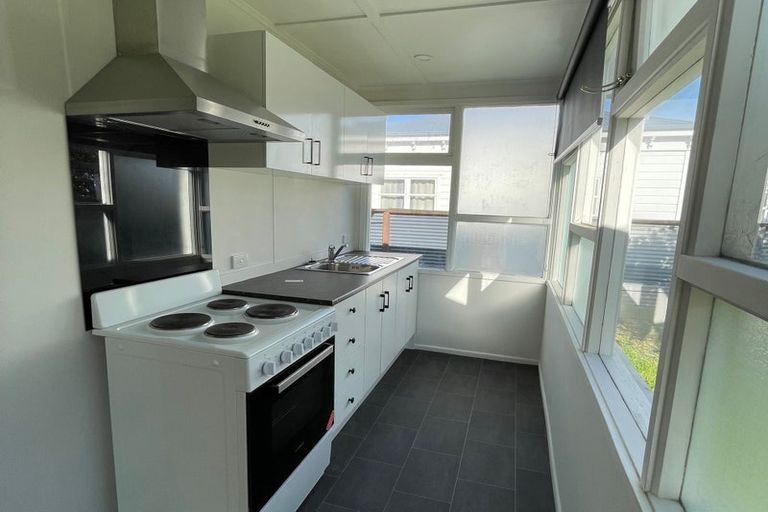 Photo of property in 62 Awapuni Road, Awapuni, Gisborne, 4010