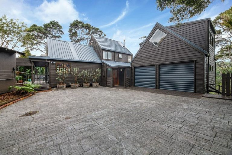 Photo of property in 172 Huia Road, Titirangi, Auckland, 0604