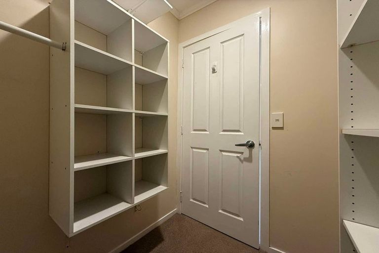 Photo of property in 10 Cabbage Tree Grove, Woodridge, Wellington, 6037