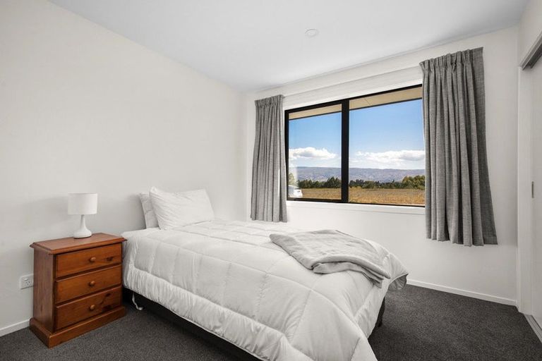 Photo of property in 21 Thyme Fields Road, Springvale, 9393