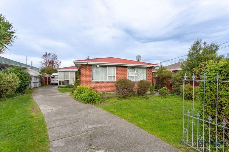 Photo of property in 100 Saint Johns Street, Woolston, Christchurch, 8062