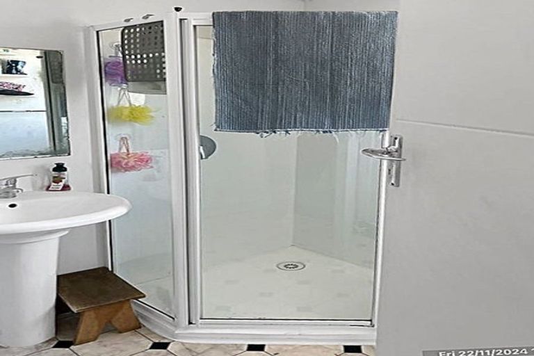 Photo of property in 24 Railway Crescent, Masterton, 5810